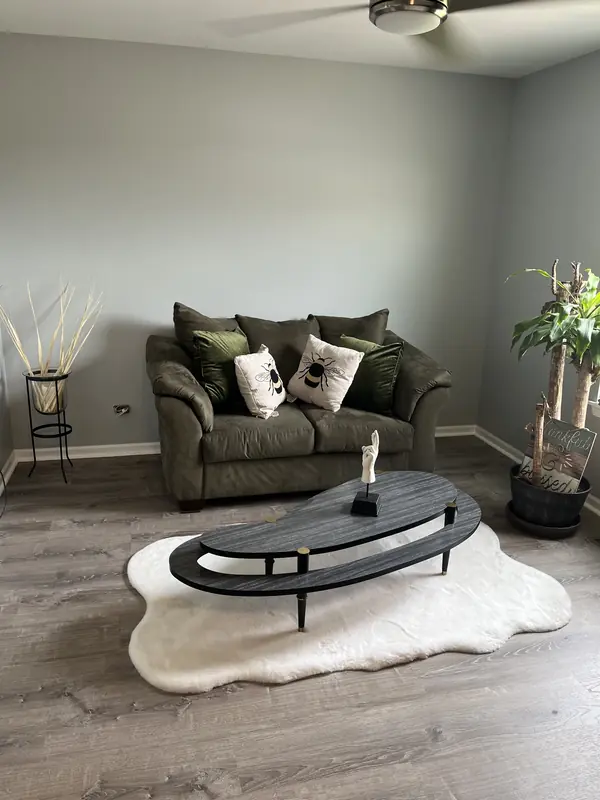 Decorating work by Fresh Look Interiors DCS &mdash; photograph 4 of 34