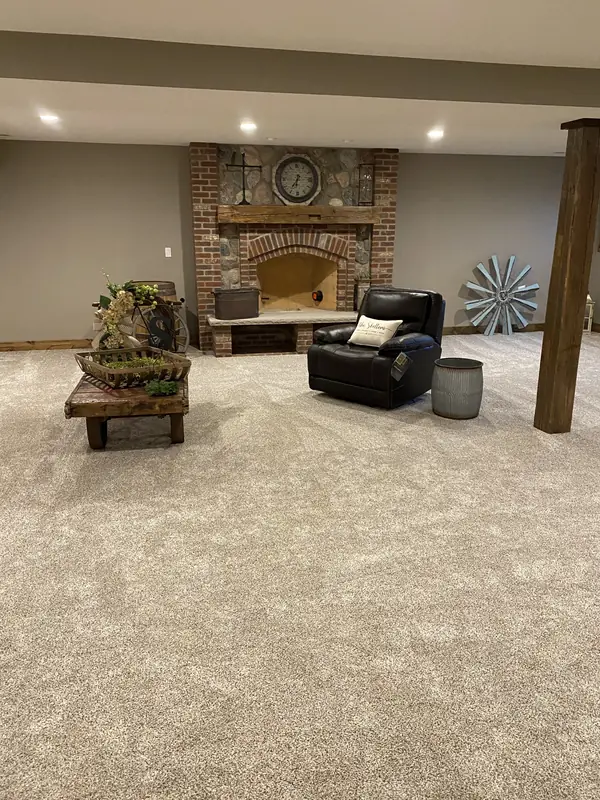 Decorating work by Fresh Look Interiors DCS &mdash; photograph 7 of 34