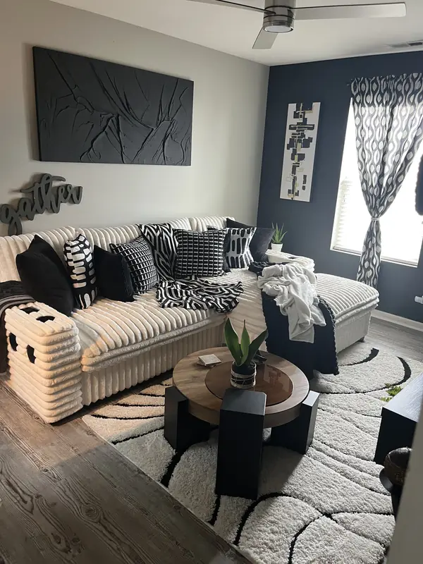 Decorating work by Fresh Look Interiors DCS &mdash; photograph 9 of 34
