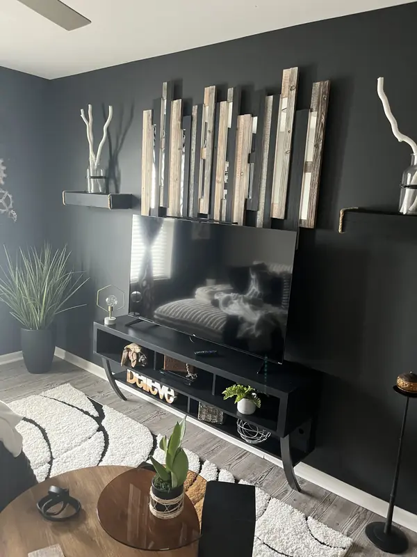 Decorating work by Fresh Look Interiors DCS &mdash; photograph 10 of 34