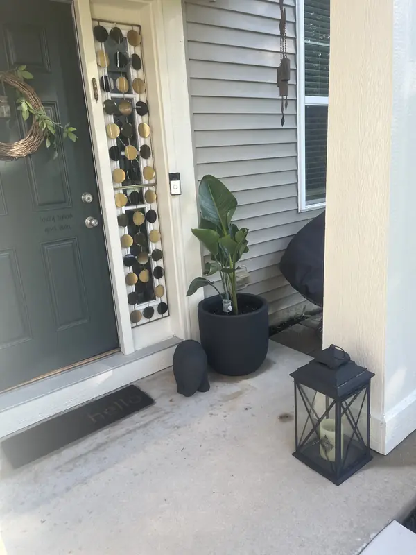 Decorating work by Fresh Look Interiors DCS &mdash; photograph 12 of 34