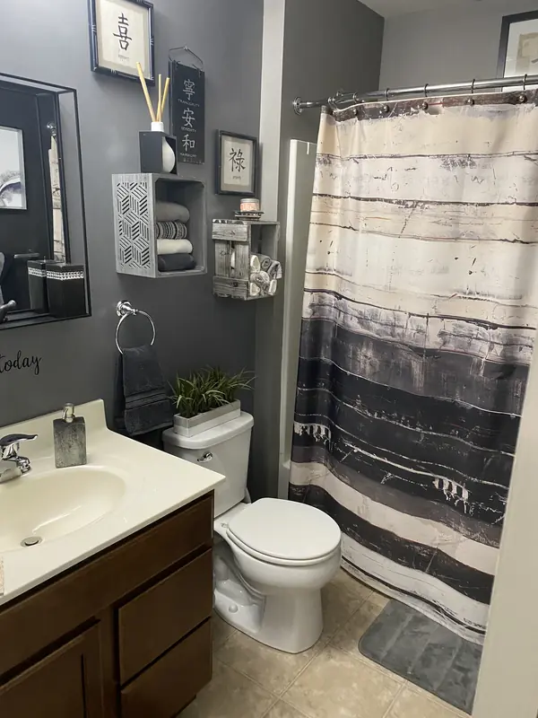 Decorating work by Fresh Look Interiors DCS &mdash; photograph 16 of 34