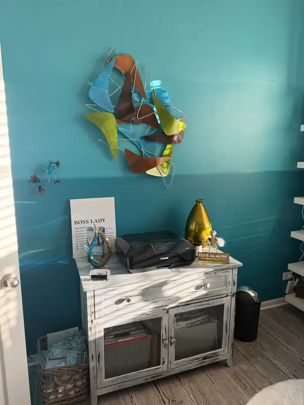 Decorating work by Fresh Look Interiors DCS &mdash; photograph 24 of 34