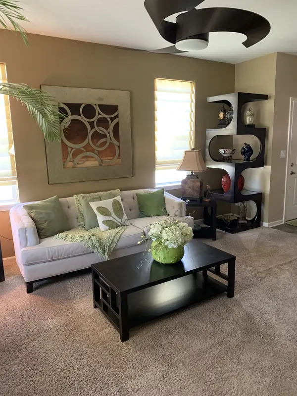 Decorating work by Fresh Look Interiors DCS &mdash; photograph 33 of 34